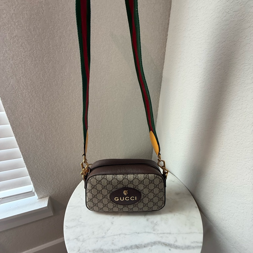 Gucci Beige Crossbody Bag with Green and Red Strap